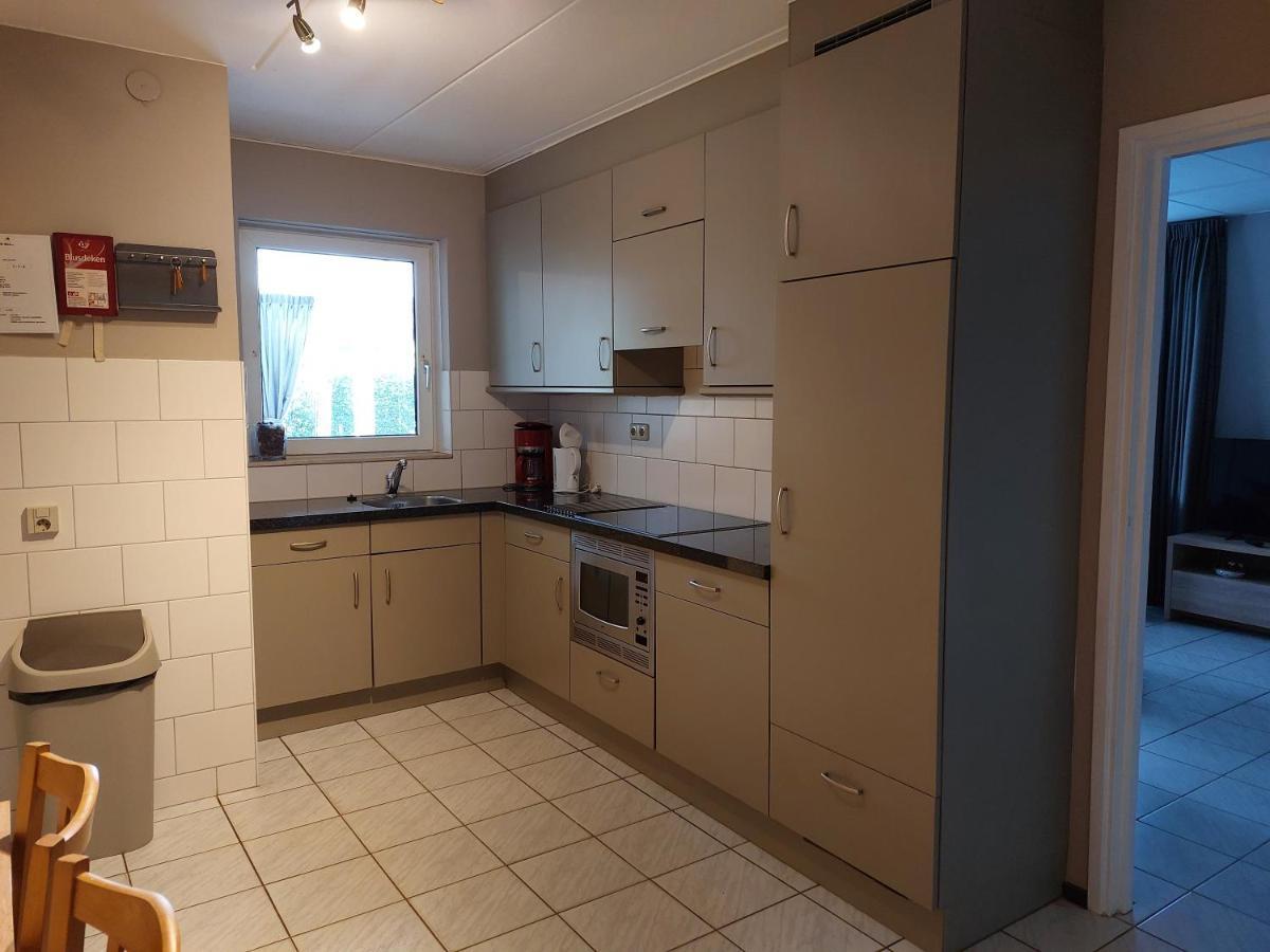 Boszicht 1 Appartement In Oostkapelle Luaran gambar